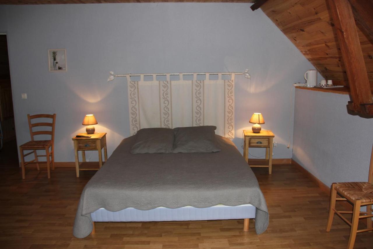 Chevrerie De La Huberdiere Liesville-sur-Douve ภายนอก รูปภาพ